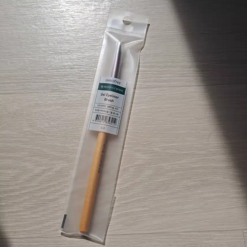 자연스러운 아이라인 완성🤎