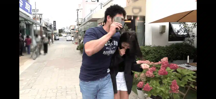 넘어지는 남자들 속출 하겠군