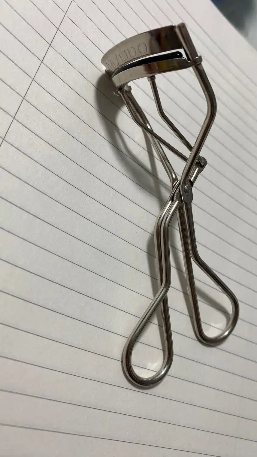 제가 사용하는 뷰러