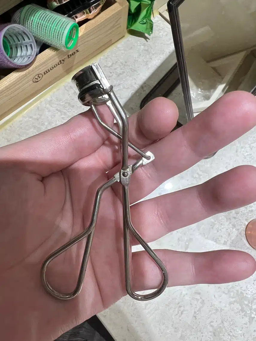 이니스프리 뷰러