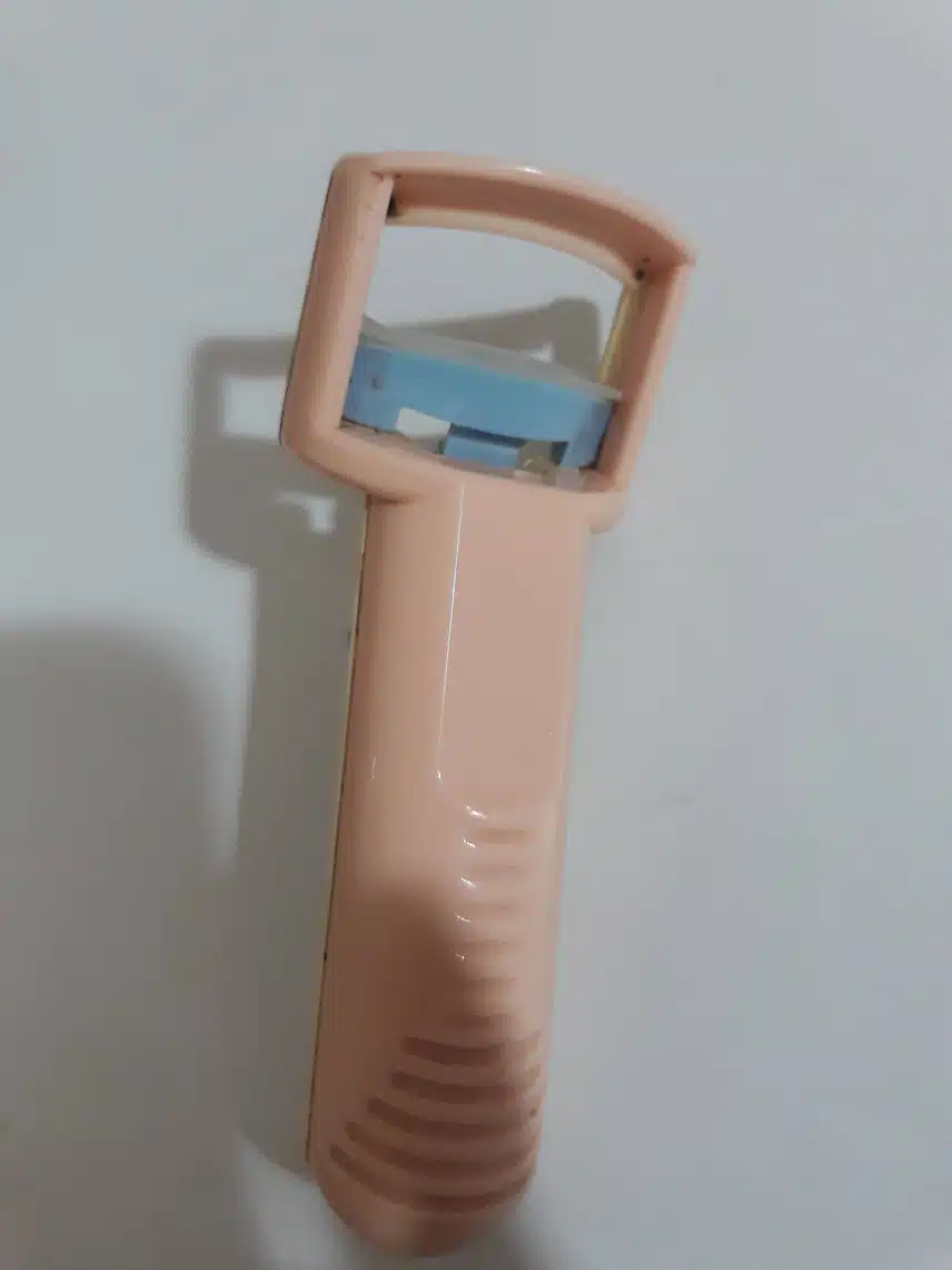 속눈썹 잘 잡는 뷰러
