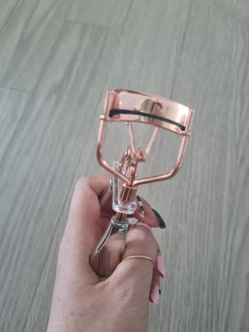 다이소 뷰러