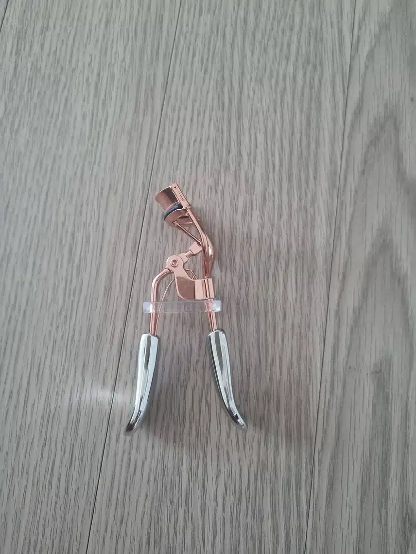 다이소 뷰러