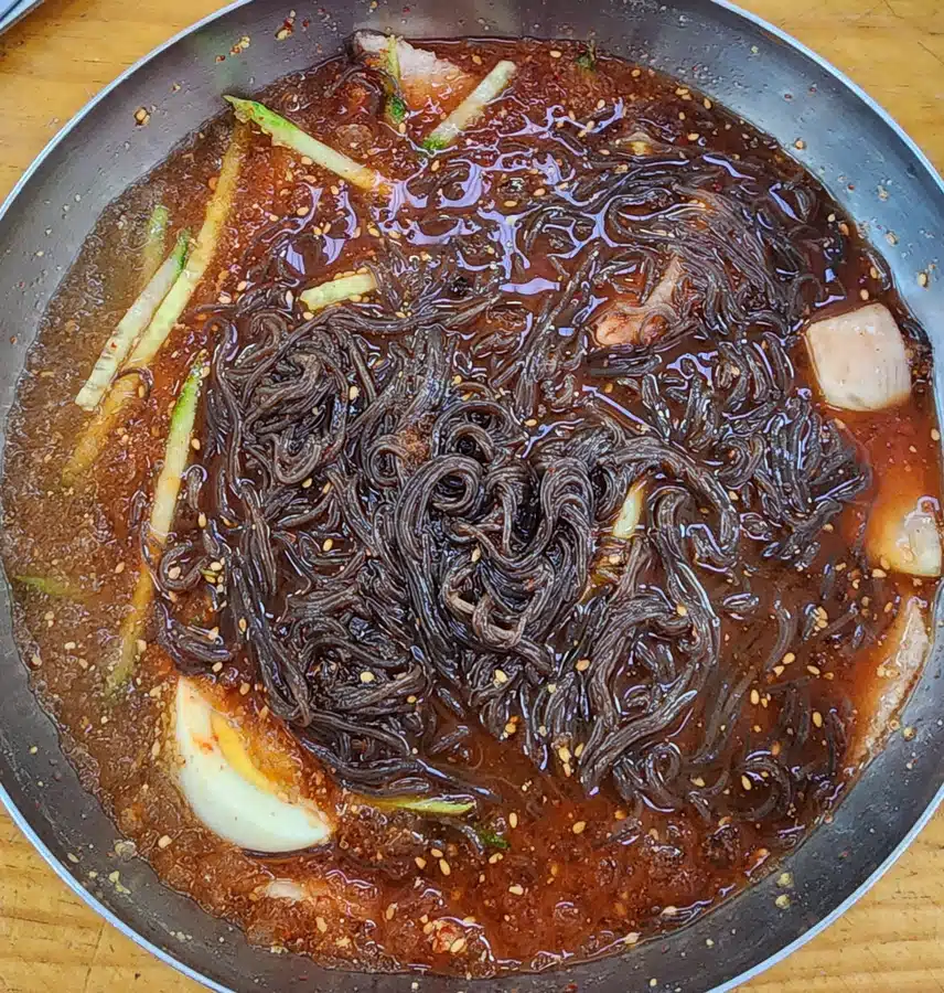 점심은 물냉면~