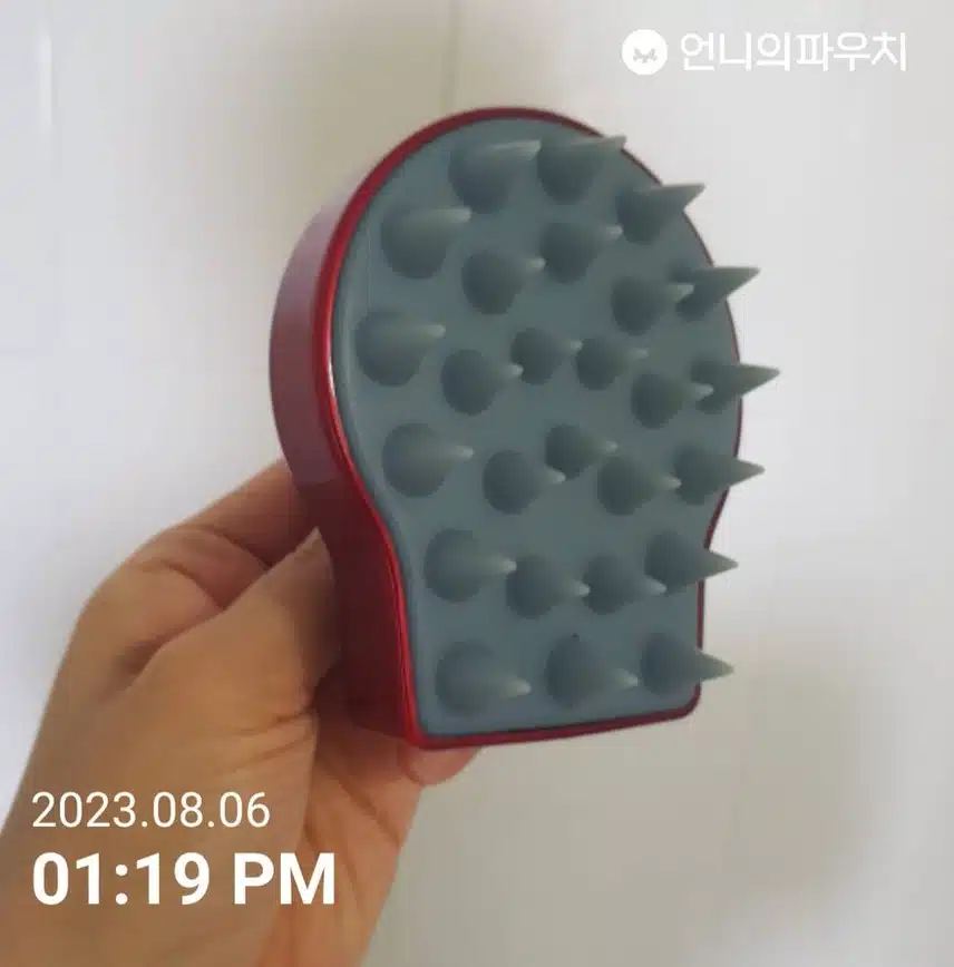 내돈내산-샴푸브러쉬 좋아요.