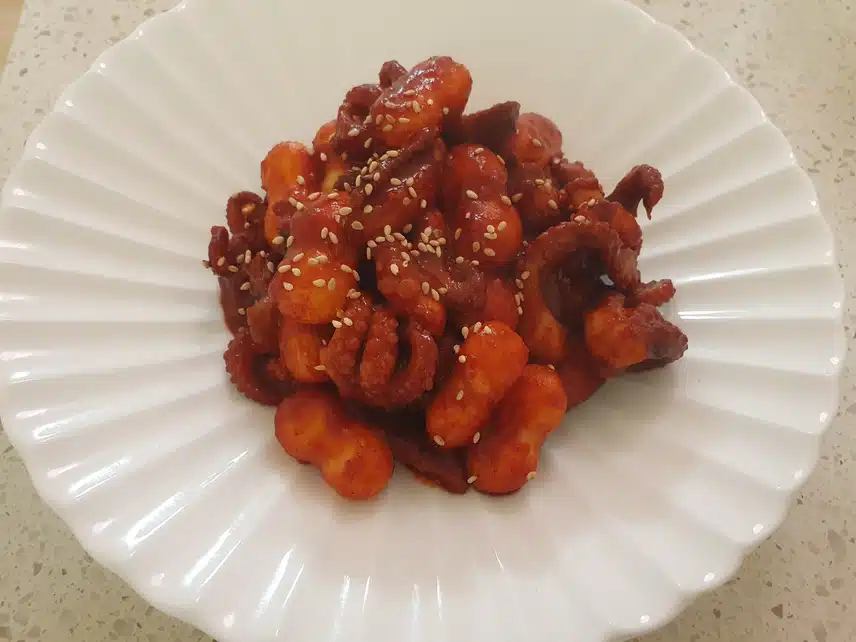 조랭이 떡 넣고 쭈꾸미 볶볶~