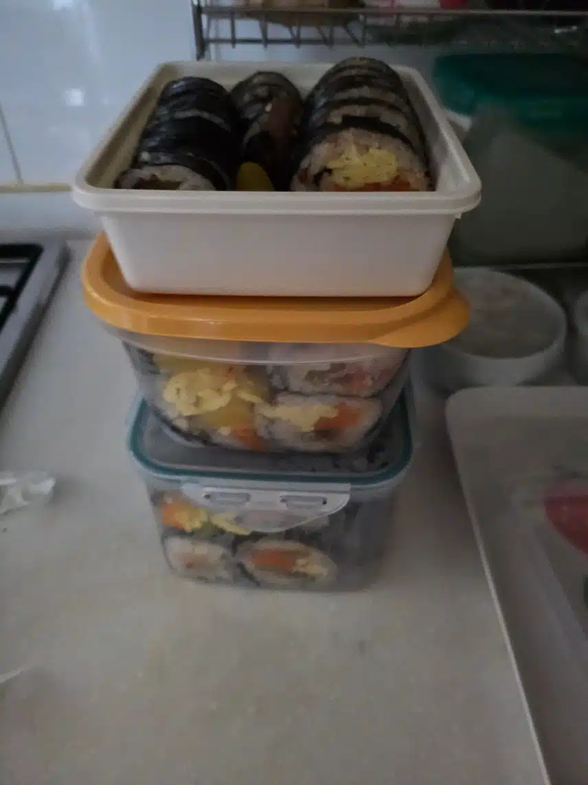 오늘 저녁은 김밥이요