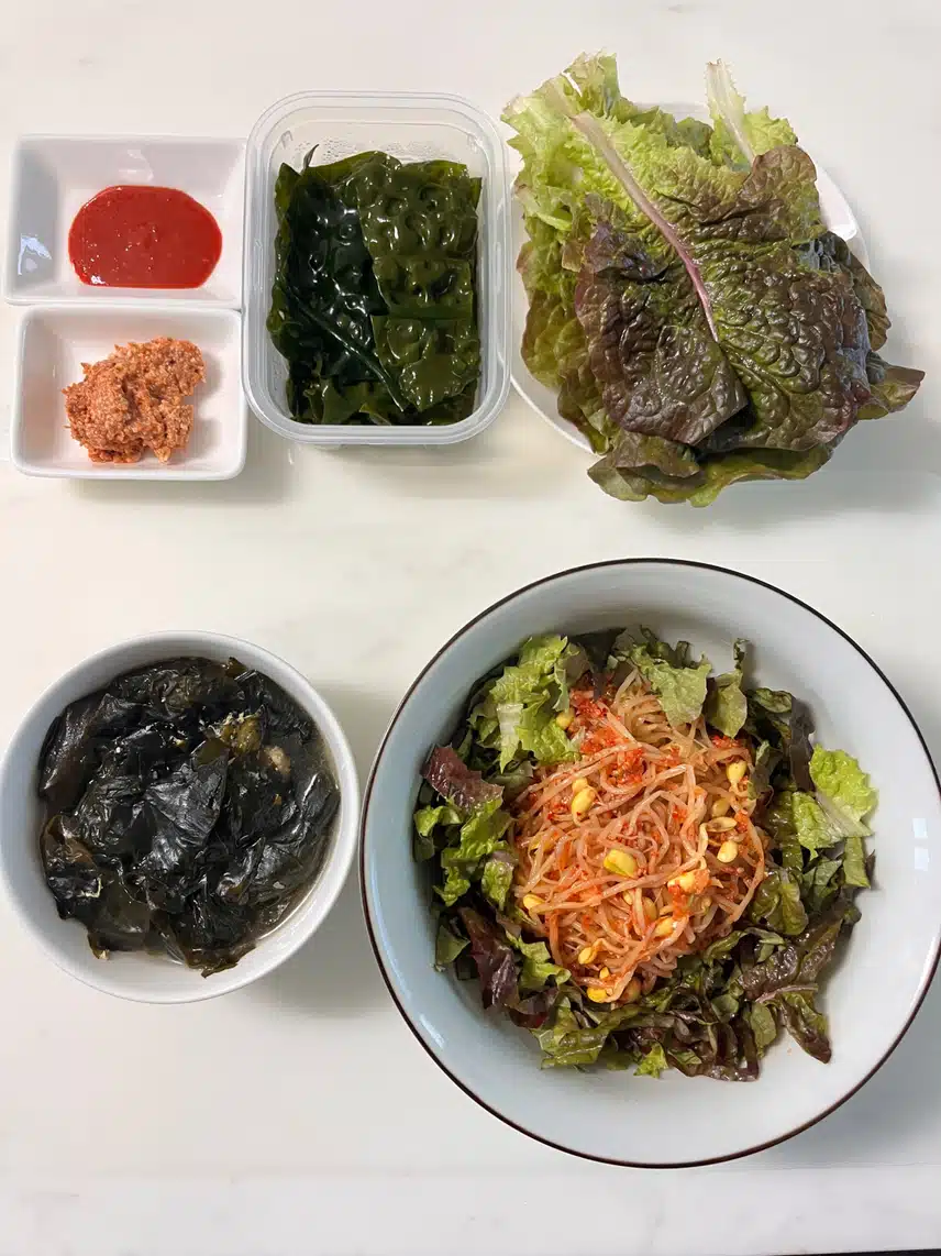 🥗저녁식사 단백한 콩나물 비빔밥에 훈제 목살