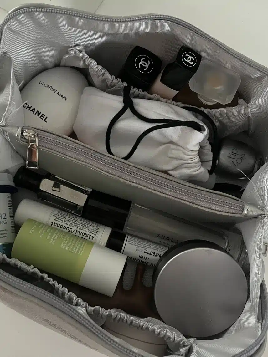 네이밍 레이어드 핏 쿠션