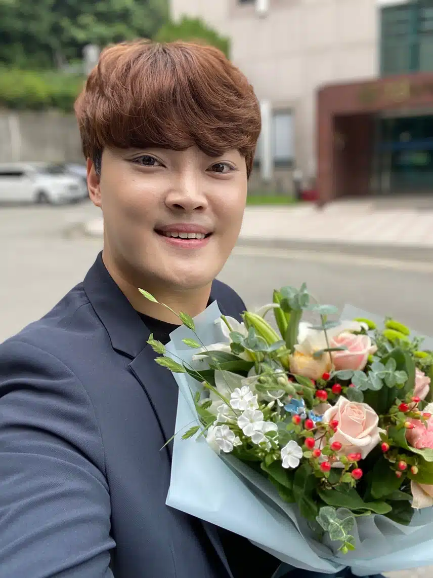 군생활도 잘하고 