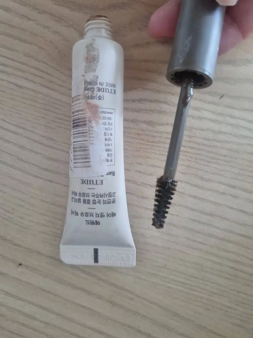 에뛰드 베어 엣지 브로우 픽서 