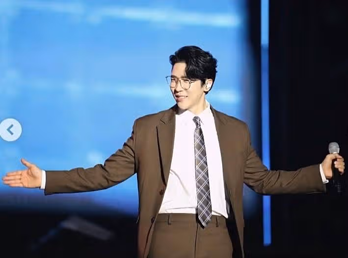다재다능 최고 매력부자 에녹♥응원해요!!