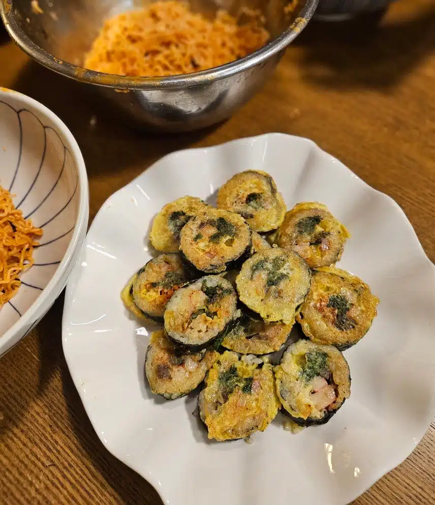 김밥전과 비빔면
