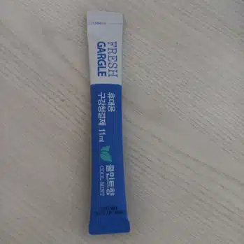 다이소에서 휴대용 구강청결제 사봤어요. 