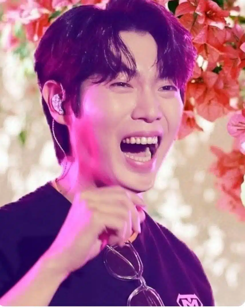 태진님 웃는모습 좋아요 화이팅  