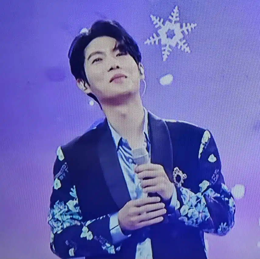 참좋은사람 행복를 주는 노래 🎵 🎶 다정한 목소리 감동입니다 