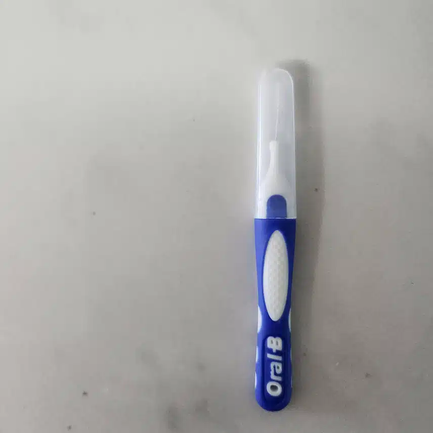 오랄비 치간칫솔