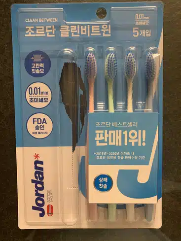 나의 인생 칫솔 '조르단(Jordan)  클린비트윈'
