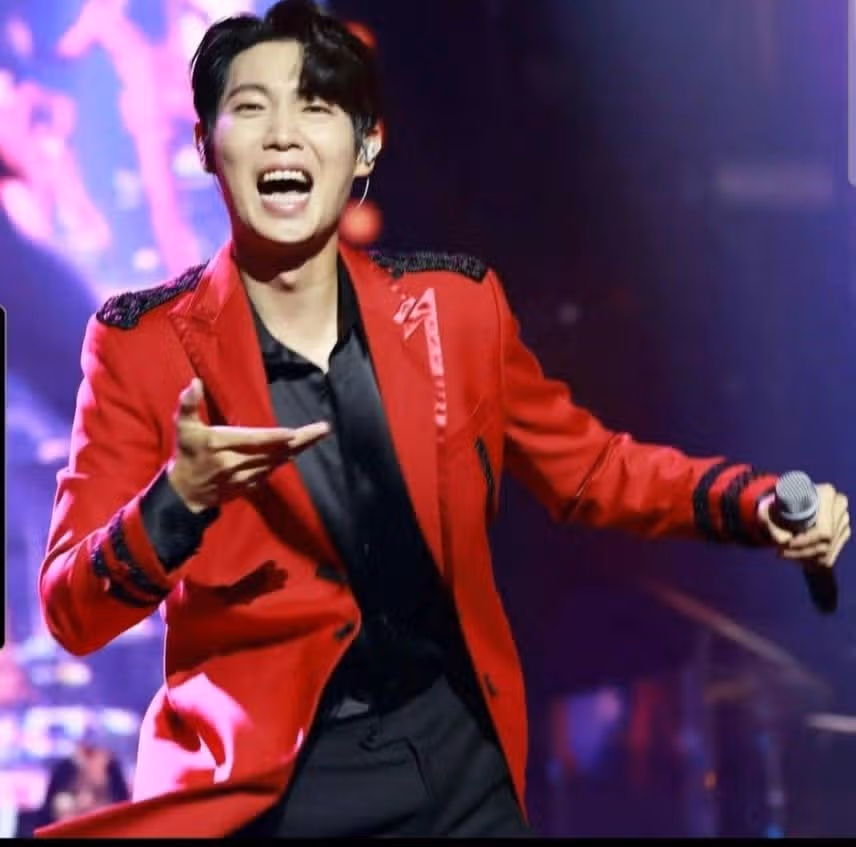울태진님 너무나 멋지고 정열적인 노래 늘행복 합니다 