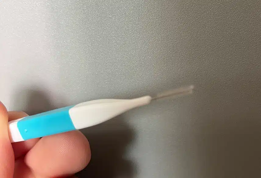 이마트에서산 치간칫솔  0.4mm