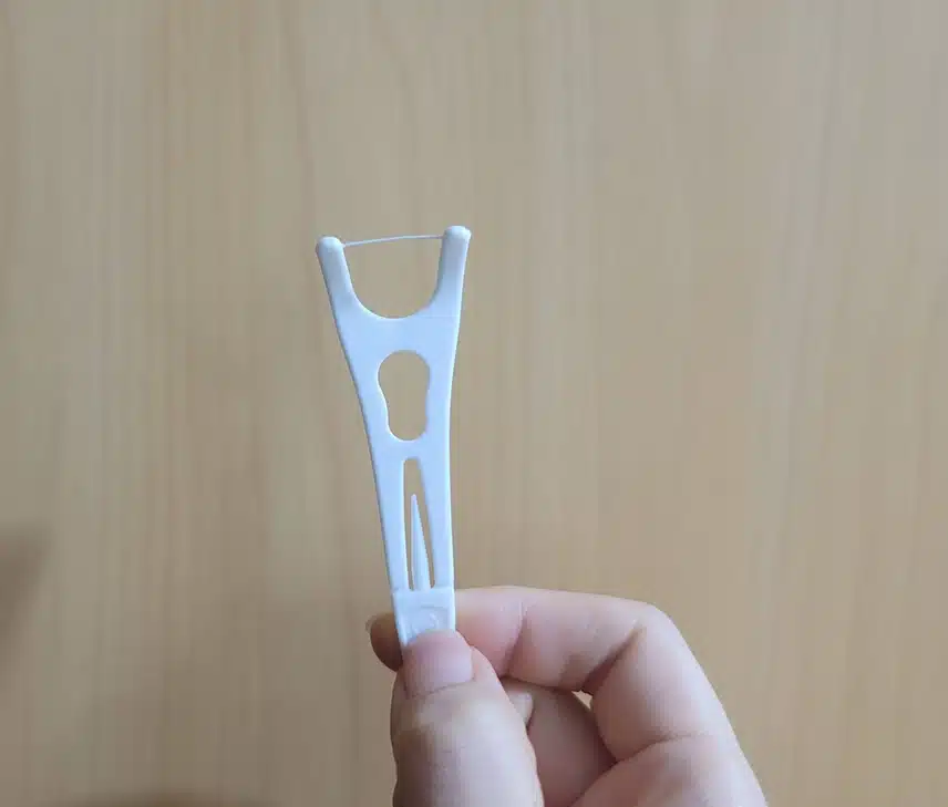 구강케어 필수템 치실