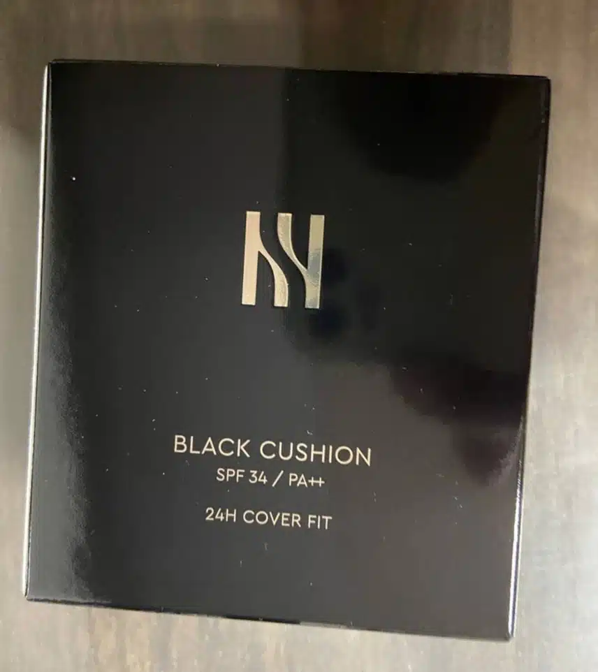 헤라 블랙 쿠션 21N1 바닐라