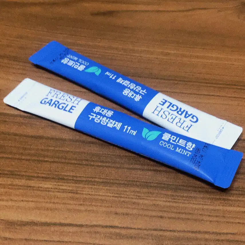 간편한 휴대용 구강청결제