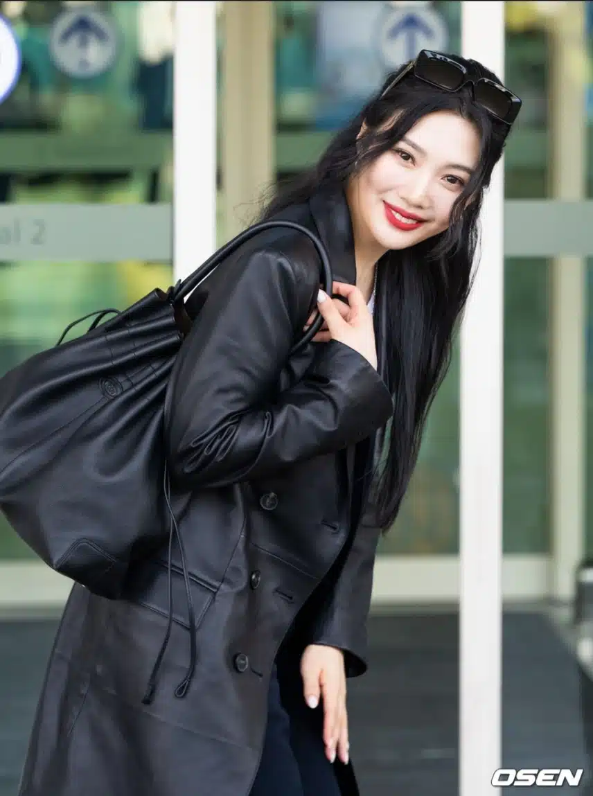 이날 조이 스타일링 좋아하는 팬들 있지요?