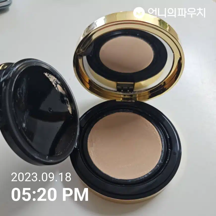 입생로랑 뚜쉬 에끌라 글로우 팩트 쿠션