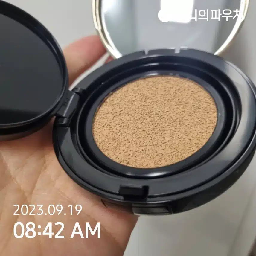얇게 커버되는 이자녹스 듀얼커버쿠션