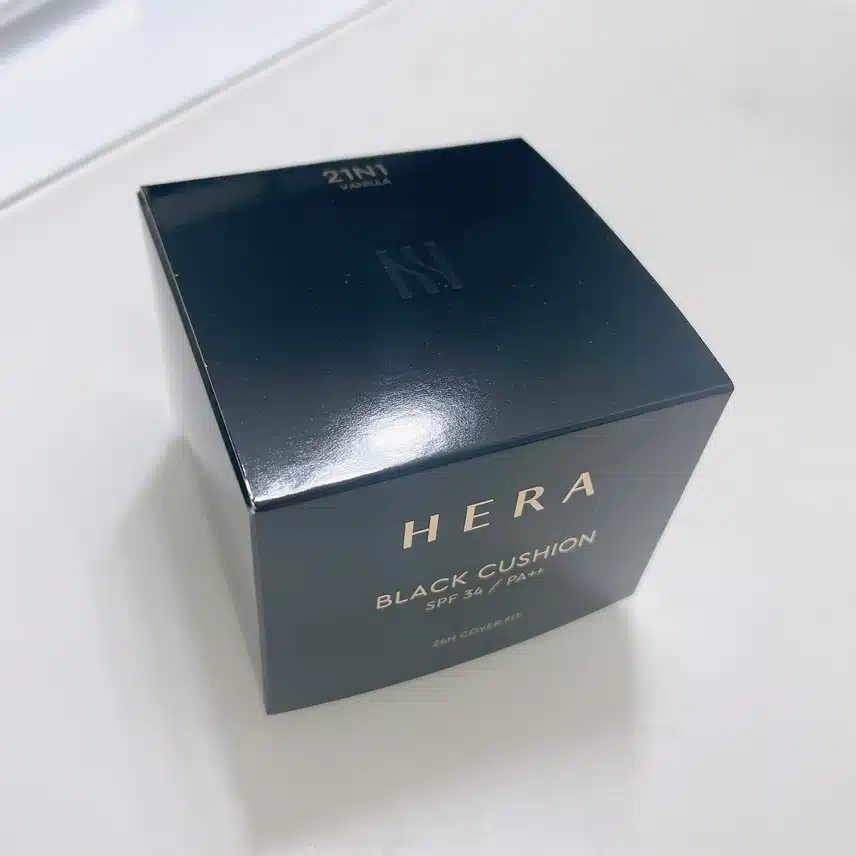 헤라 블랙쿠션