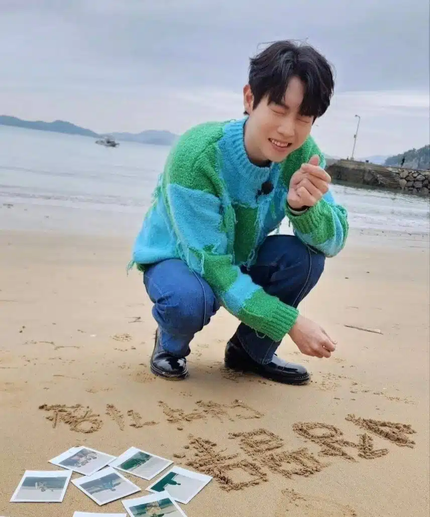 이 귀염 어쩔거야. 태진님