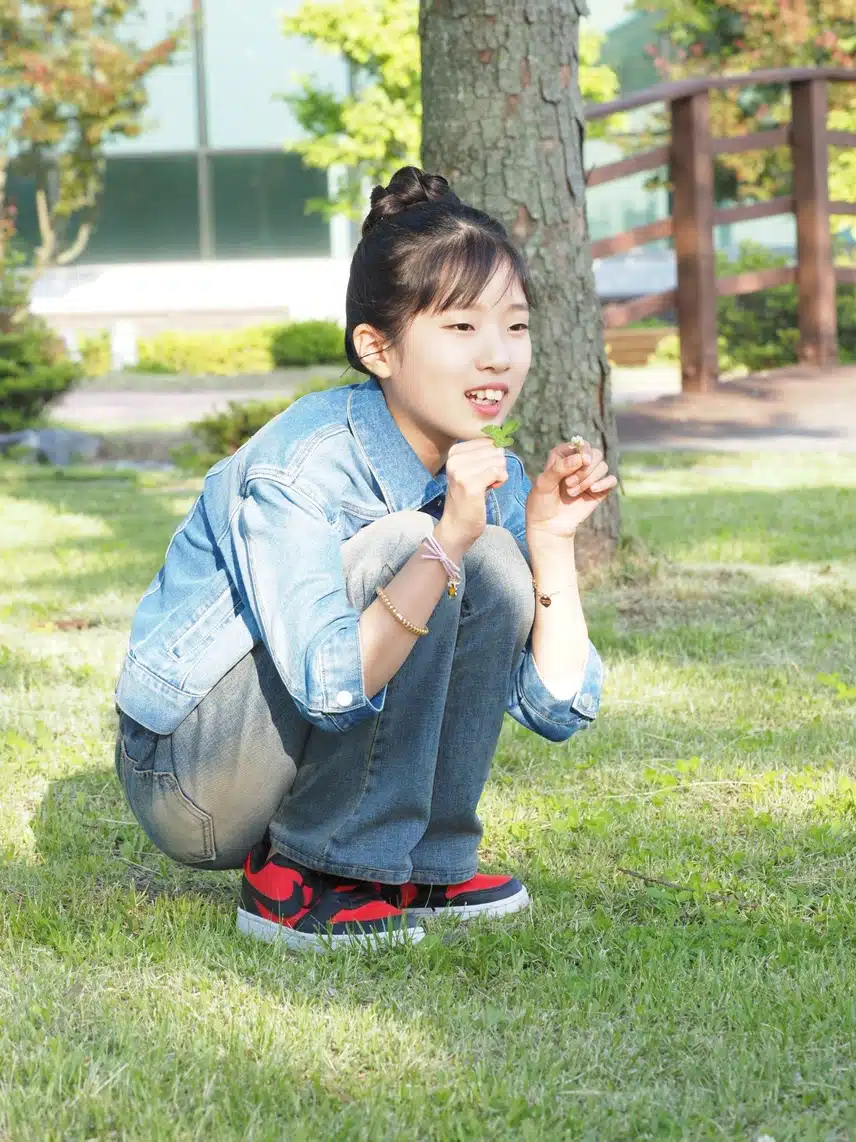 예서공주❤️ 천진난만 클로버 소녀 예뻐요~😍😍