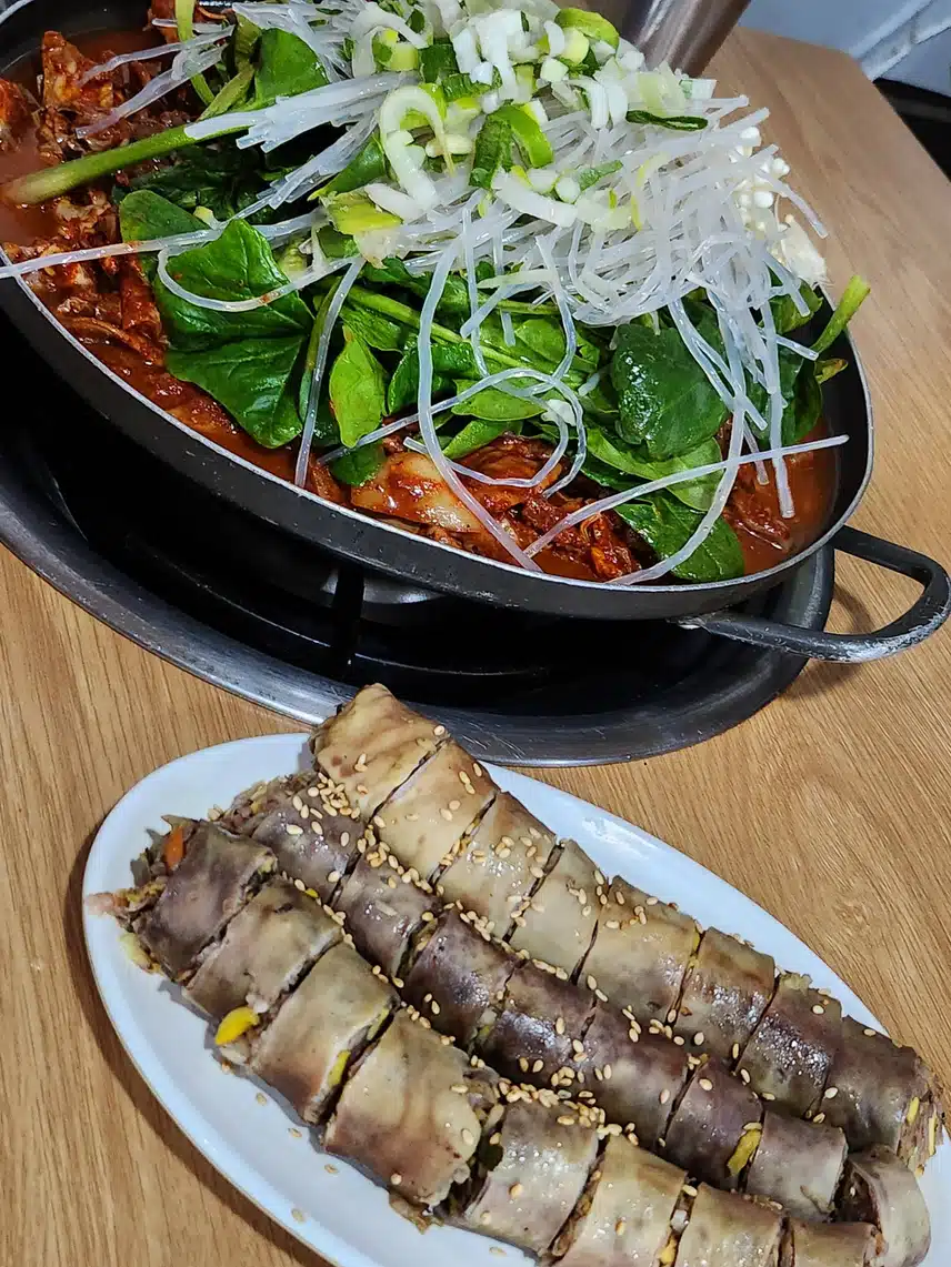곱창 전골 및 순대