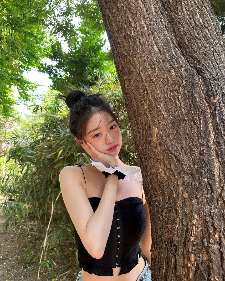 Wonyoung without makeup