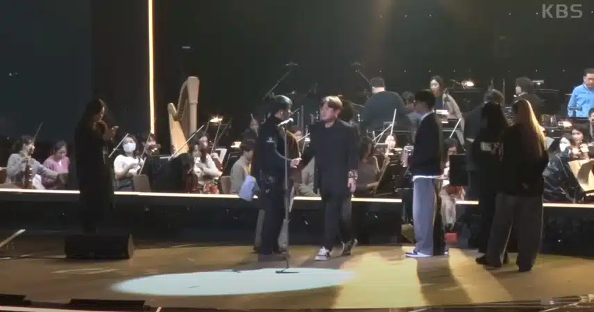 인간극장에도 김호중 가수님 모습이 보여서 좋았어요.