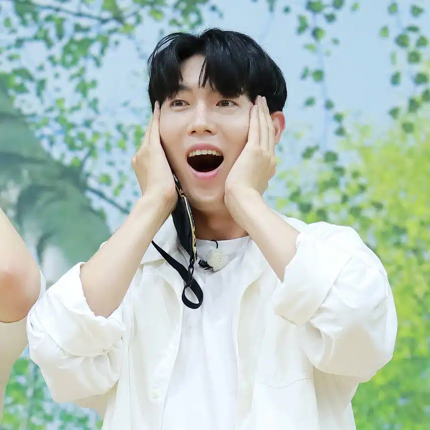 까불까불 귀요미 태진님^^