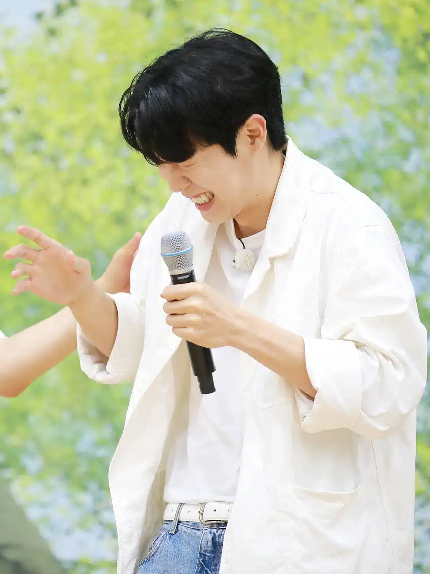 까불까불 귀요미 태진님^^