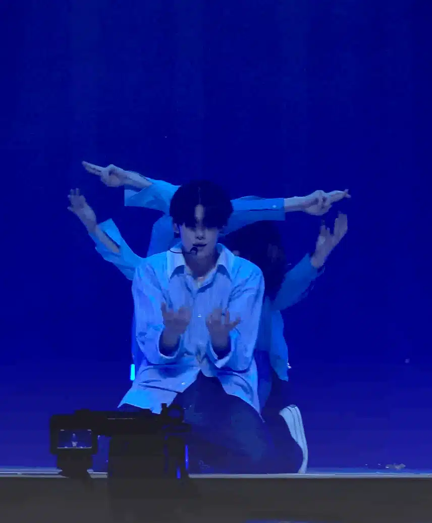 18시간전에 올라온 영상 보는 중~