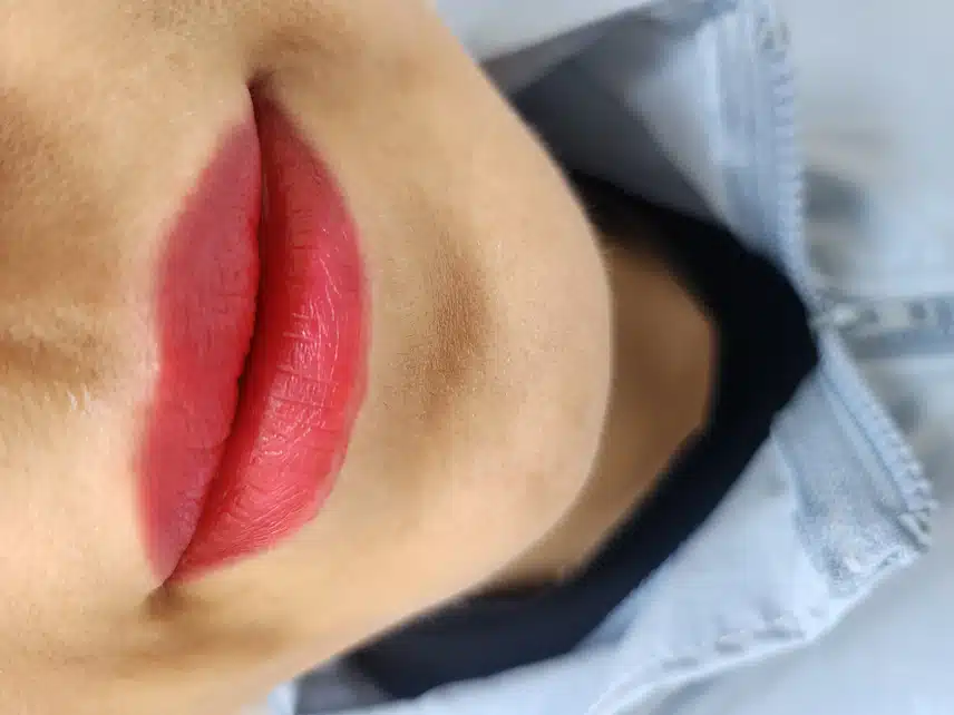 다이소 화장품 본셉 슈퍼 픽싱 틴트 가성비 끝판왕이네요.