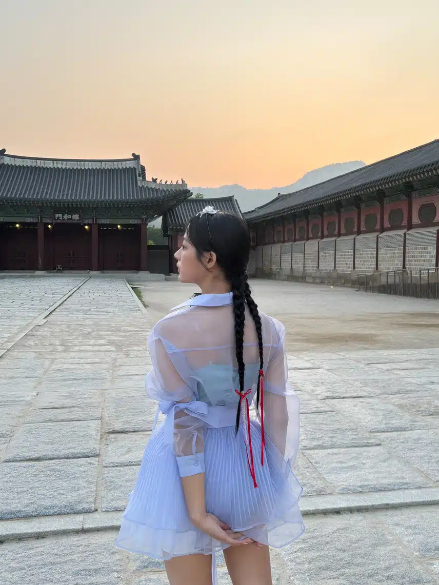 민지 경복궁 한복 셀카💗
