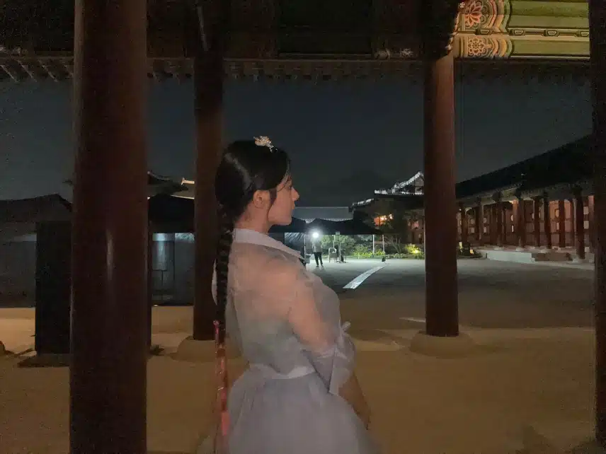 민지 경복궁 한복 셀카💗