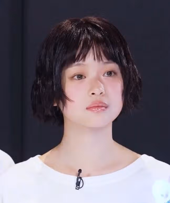 순정만화 주인공같은 하니 짧은 머리
