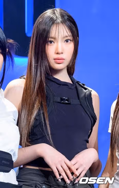 뉴진스 혜인 얼른 나아서 무대에서 보고 싶군요