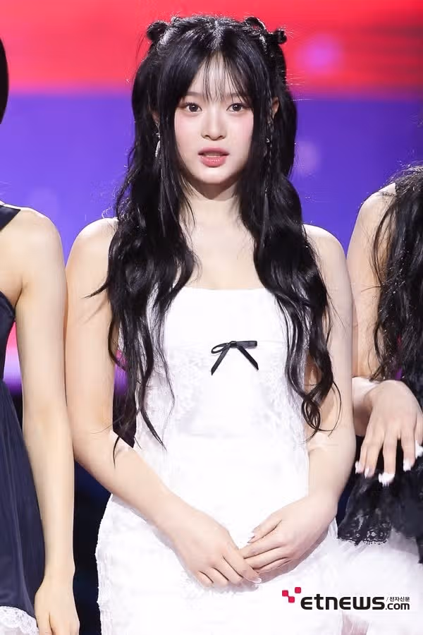 하니 하얀 원피스 너무 이뻐요