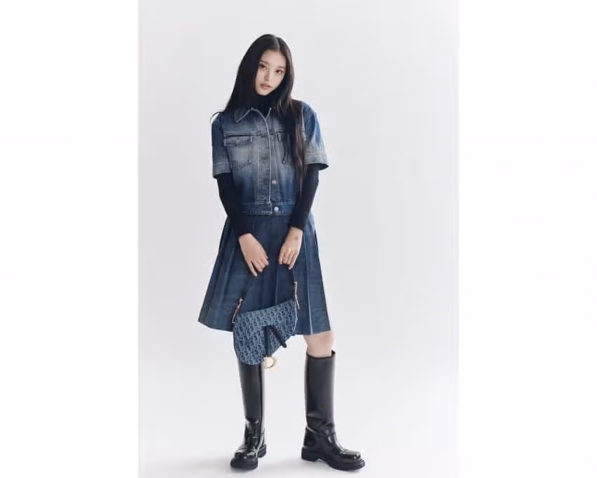 해린이 디올 광고사진