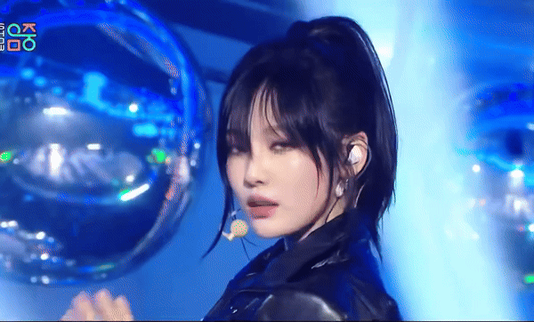 오늘자 에스파 엔딩요정.gif