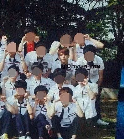 학창시절에 인기 많았다는 원필 졸업사진