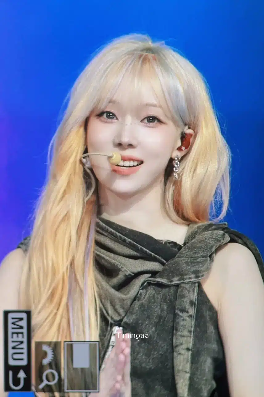 반짝 빛이 나는 여신 미모 윈터