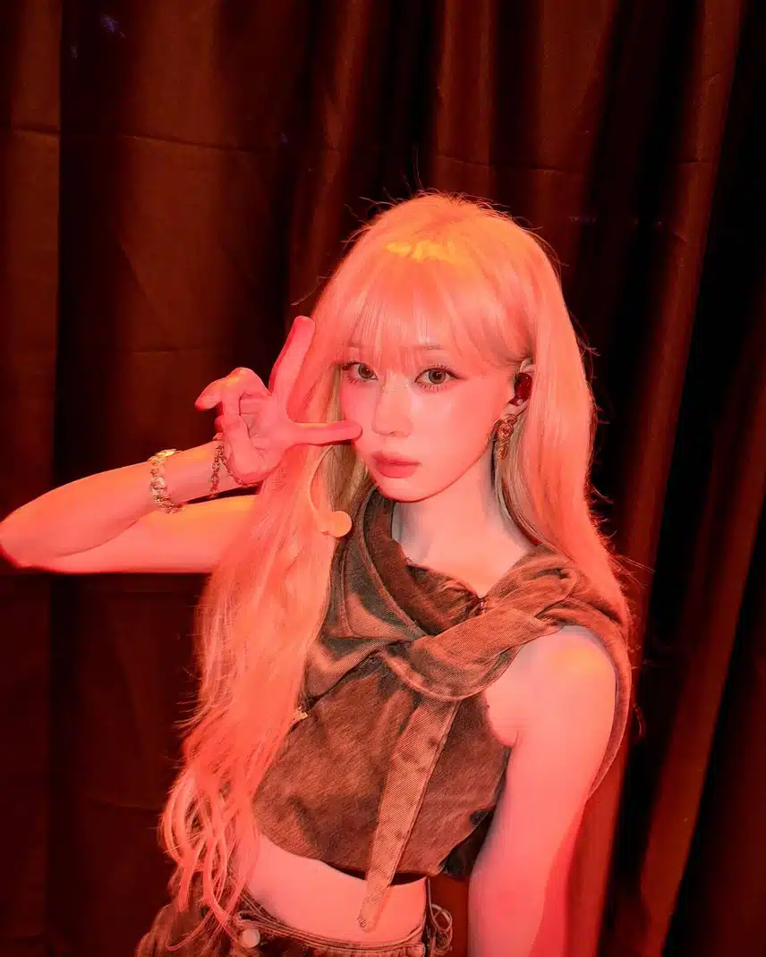 윈터 K-WAVE 착장셀카